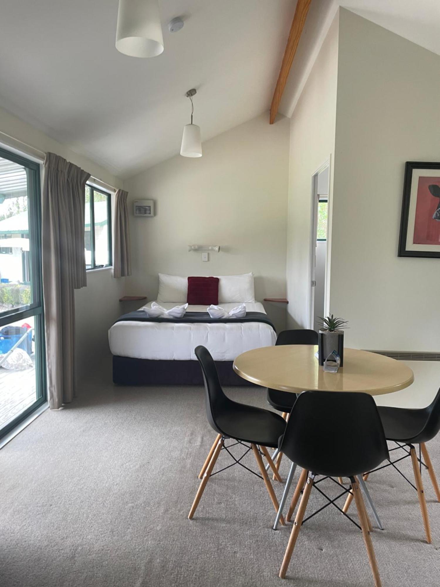 Waitomo Top 10 Holiday Park Ваітомо-Кейвс Екстер'єр фото