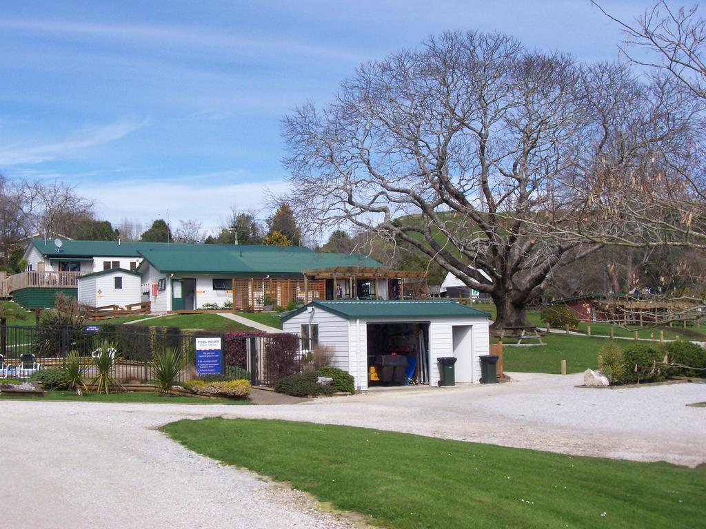 Waitomo Top 10 Holiday Park Ваітомо-Кейвс Екстер'єр фото