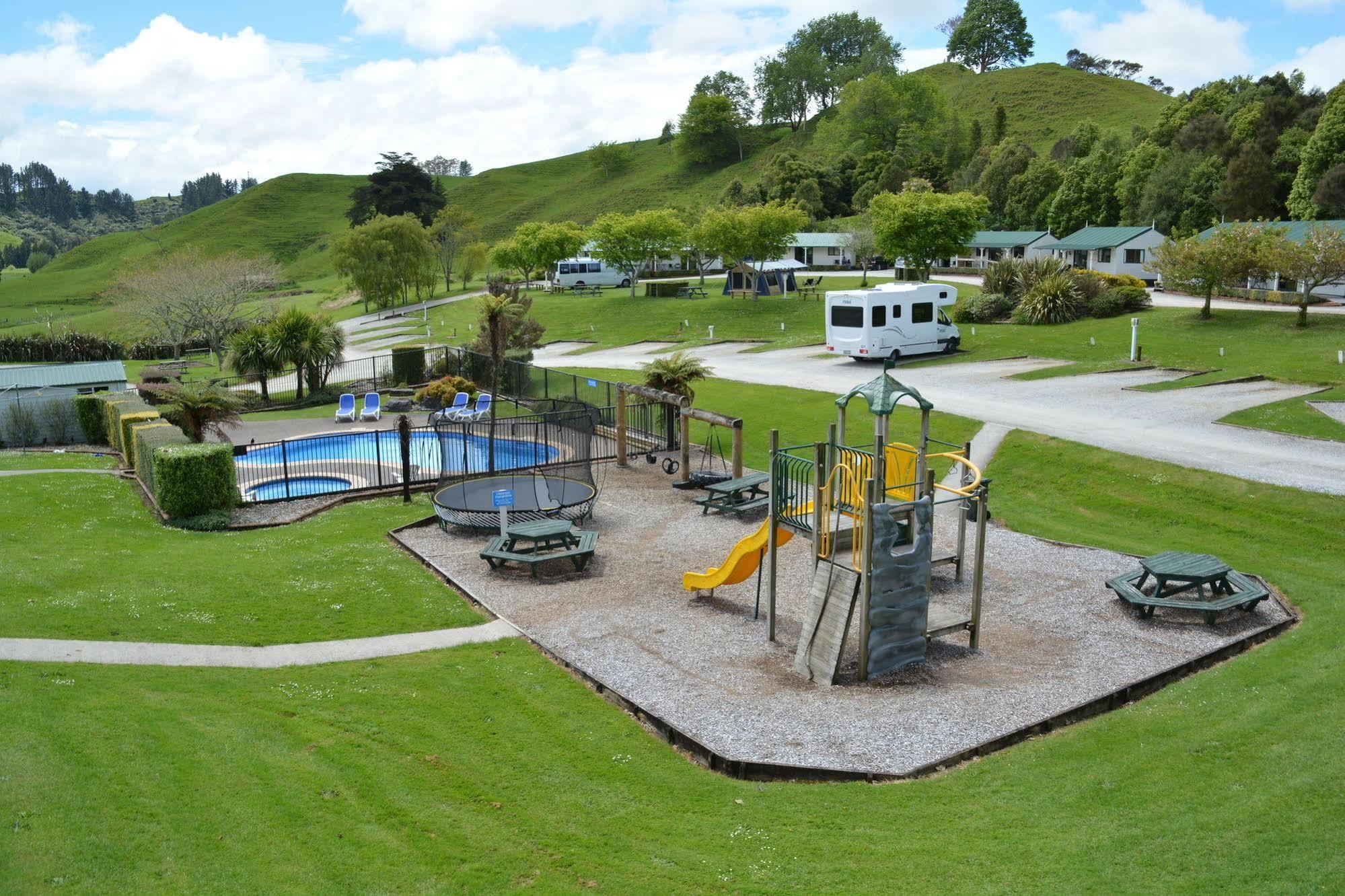 Waitomo Top 10 Holiday Park Ваітомо-Кейвс Екстер'єр фото